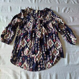 Women's Size Small Petite Blue Native American Styled Print Pull Over V=Neck 3/4